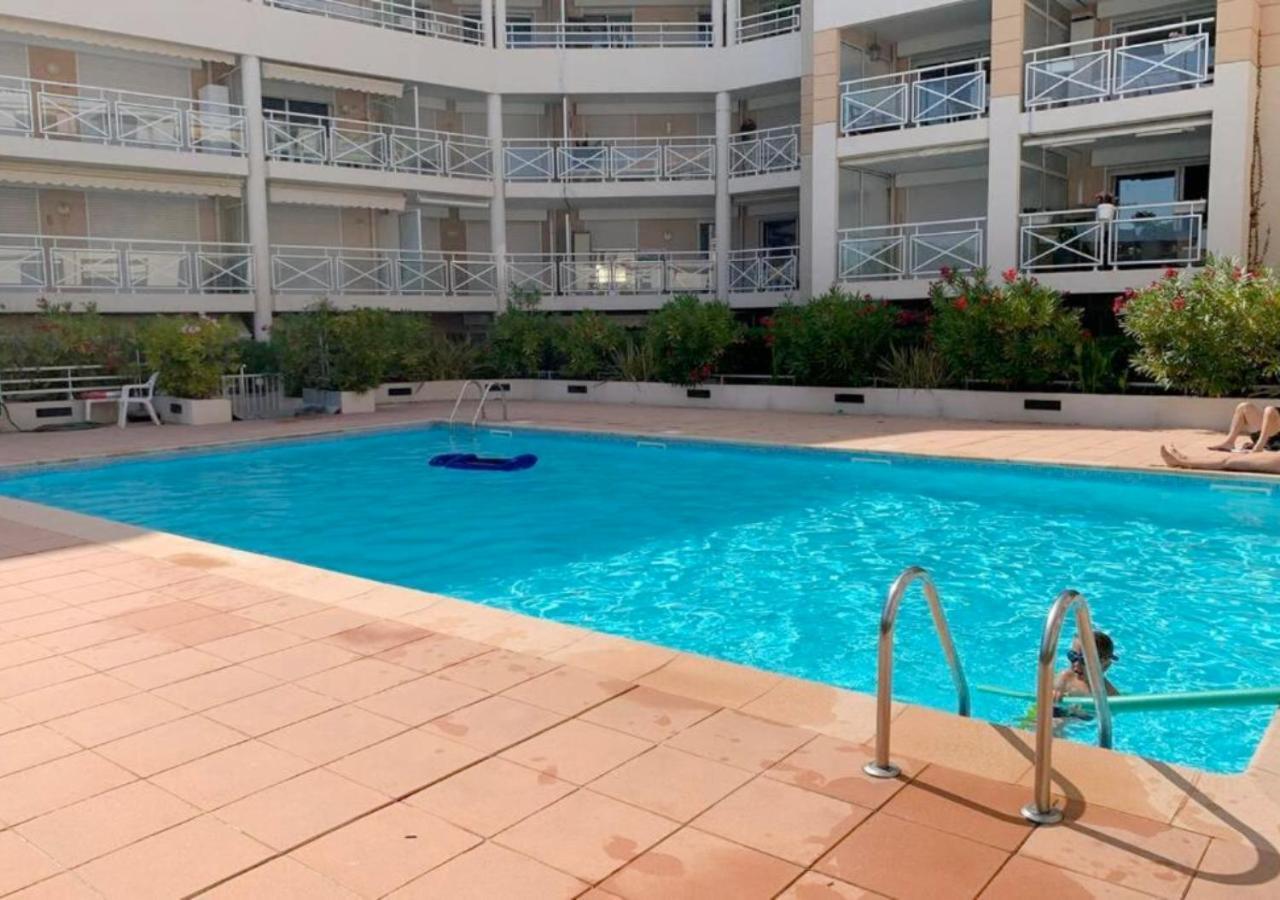 Amour Azur Appartement Pour 2 Avec Jacuzzi Et Terrasse A 2 Minutes De La Mer Vallauris Eksteriør billede